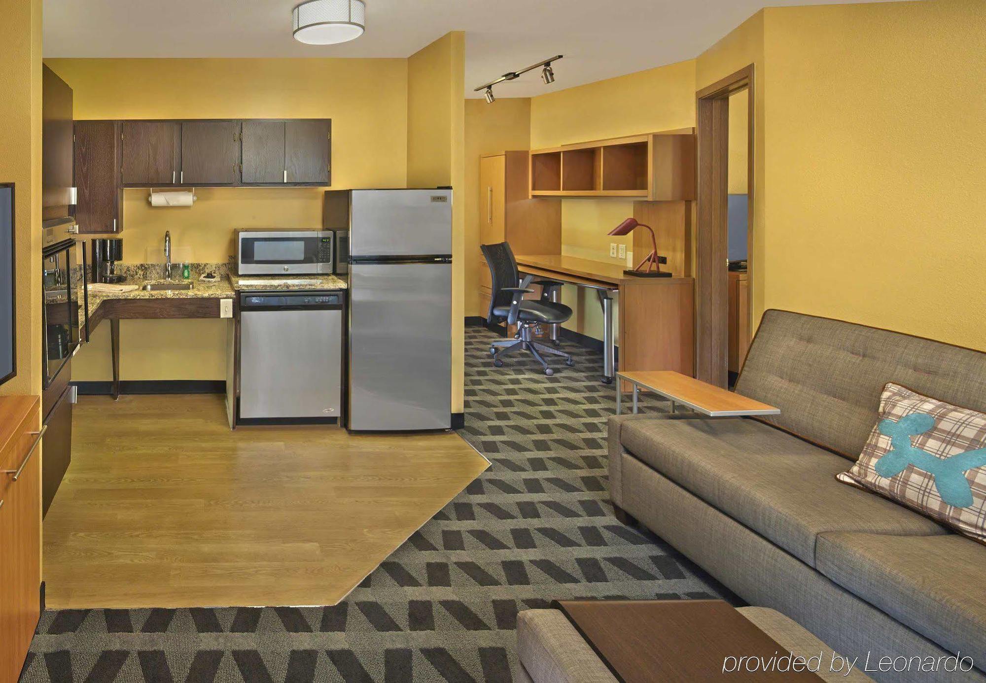 Residences At Tewksbury Esterno foto